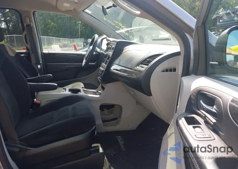 2016 Dodge Grand Caravan Sxt z USA, uszkodzony, nr VIN 2C4RDGCG7GR274728